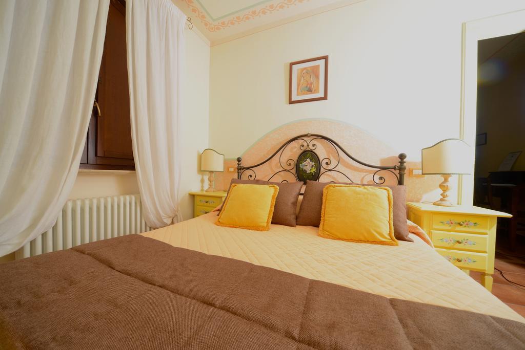 Bed and Breakfast Residenze L'Uncinaia Holiday House Perugia Exterior foto