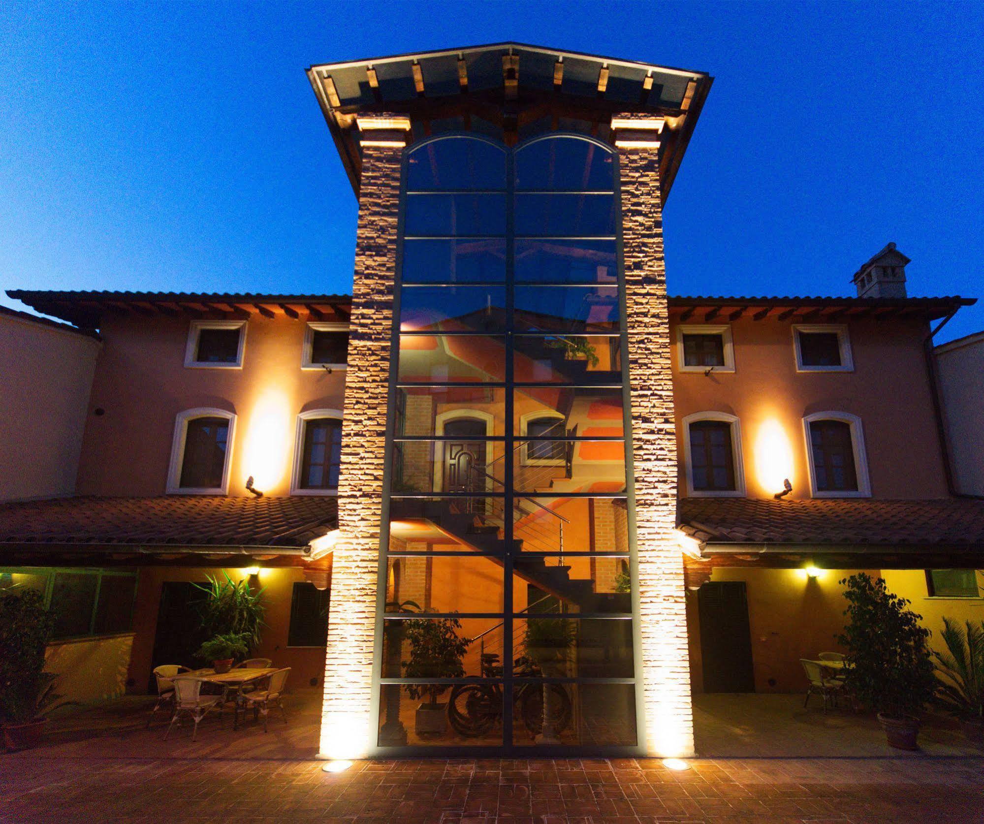 Residenze L'Uncinaia Holiday House Perugia Exterior foto